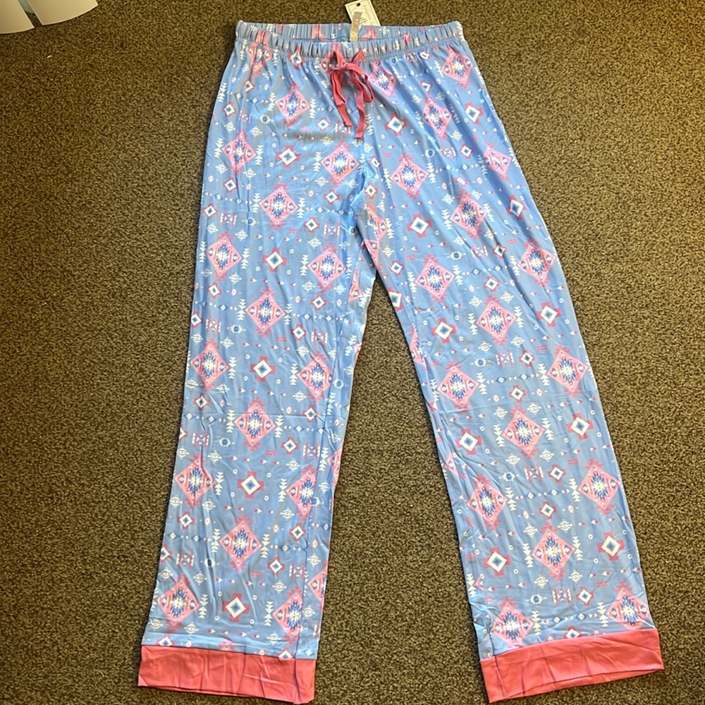 NWT Simply Southern Aztec Lounge Pants Small but not true to size-see Desc